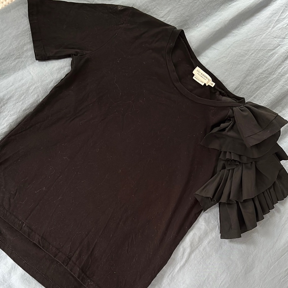 Elegant Black Ruffle Sleeve Top amazing with Jeans